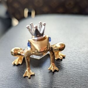 Swarovski Crystal King Toad (Frog Prince) Figurine